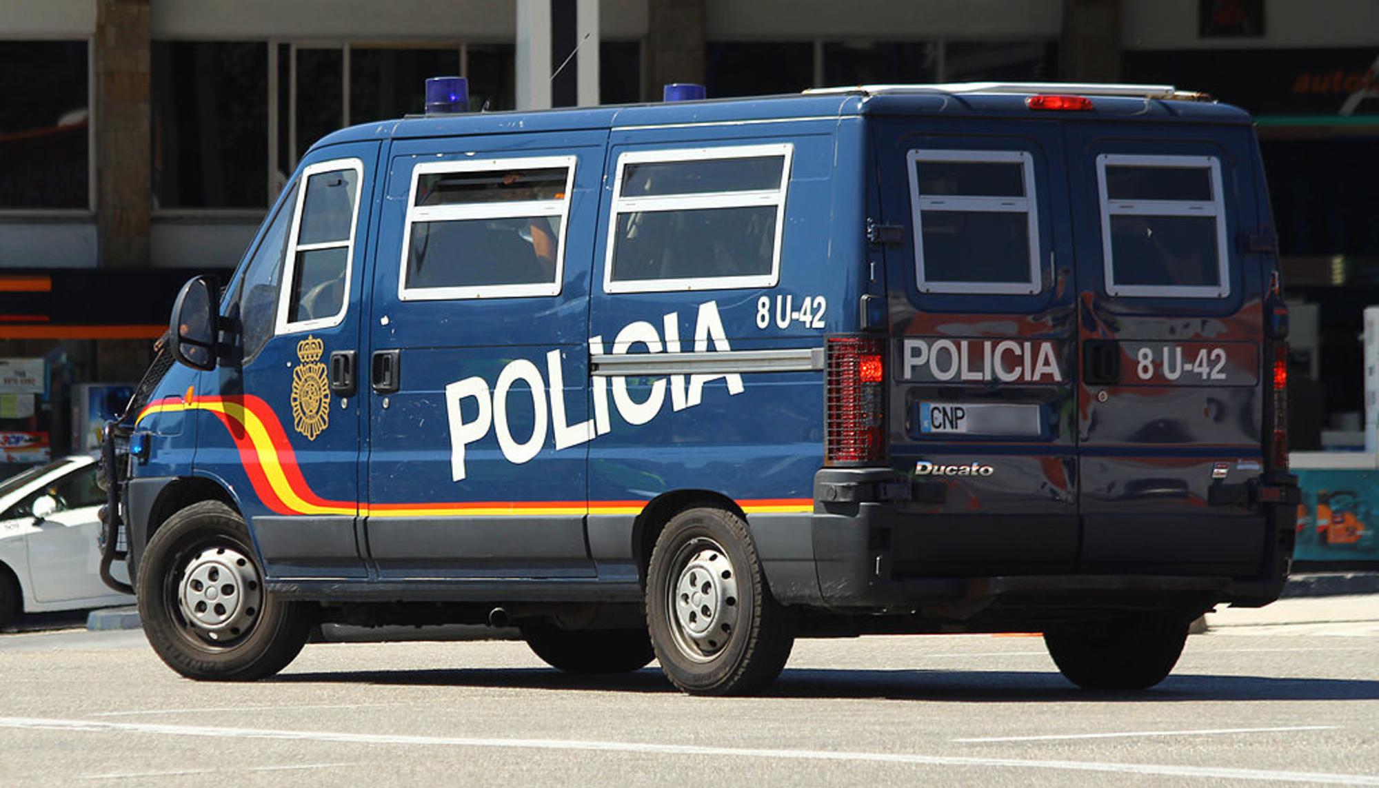 Furgoneta Policía Nacional